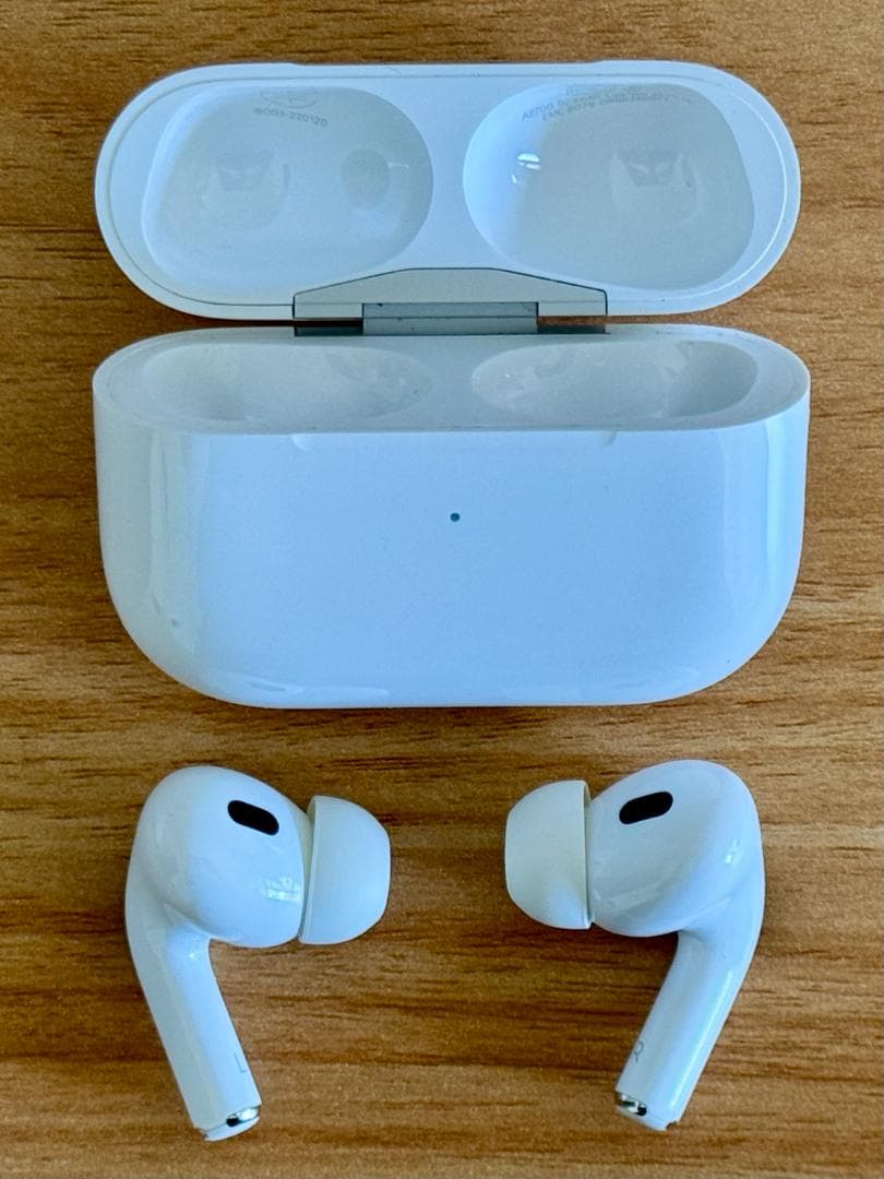 【Apple】AirPods Pro 2(Lightningコネクタ)