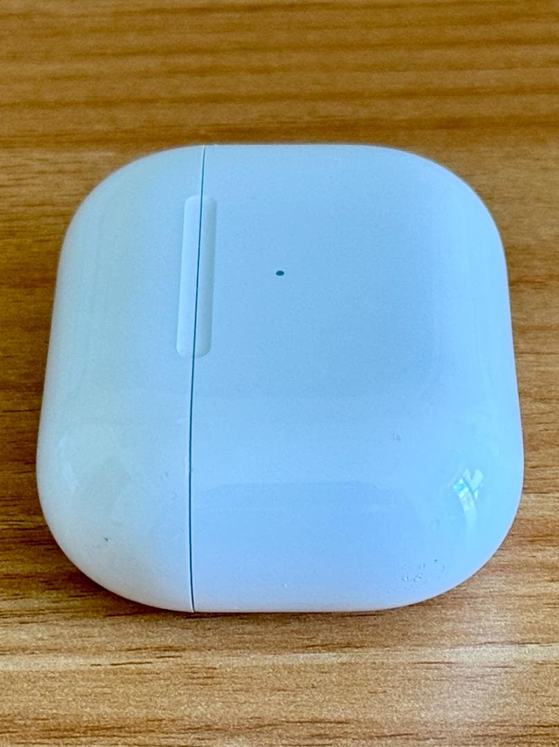 【Apple】AirPods Pro 2(Lightningコネクタ)