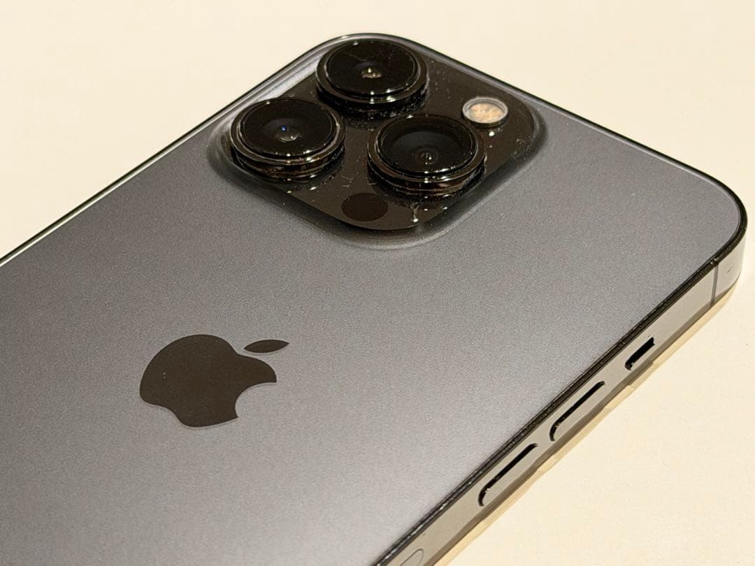 iPhone 13 Pro 128 GB グラファイト(黒)