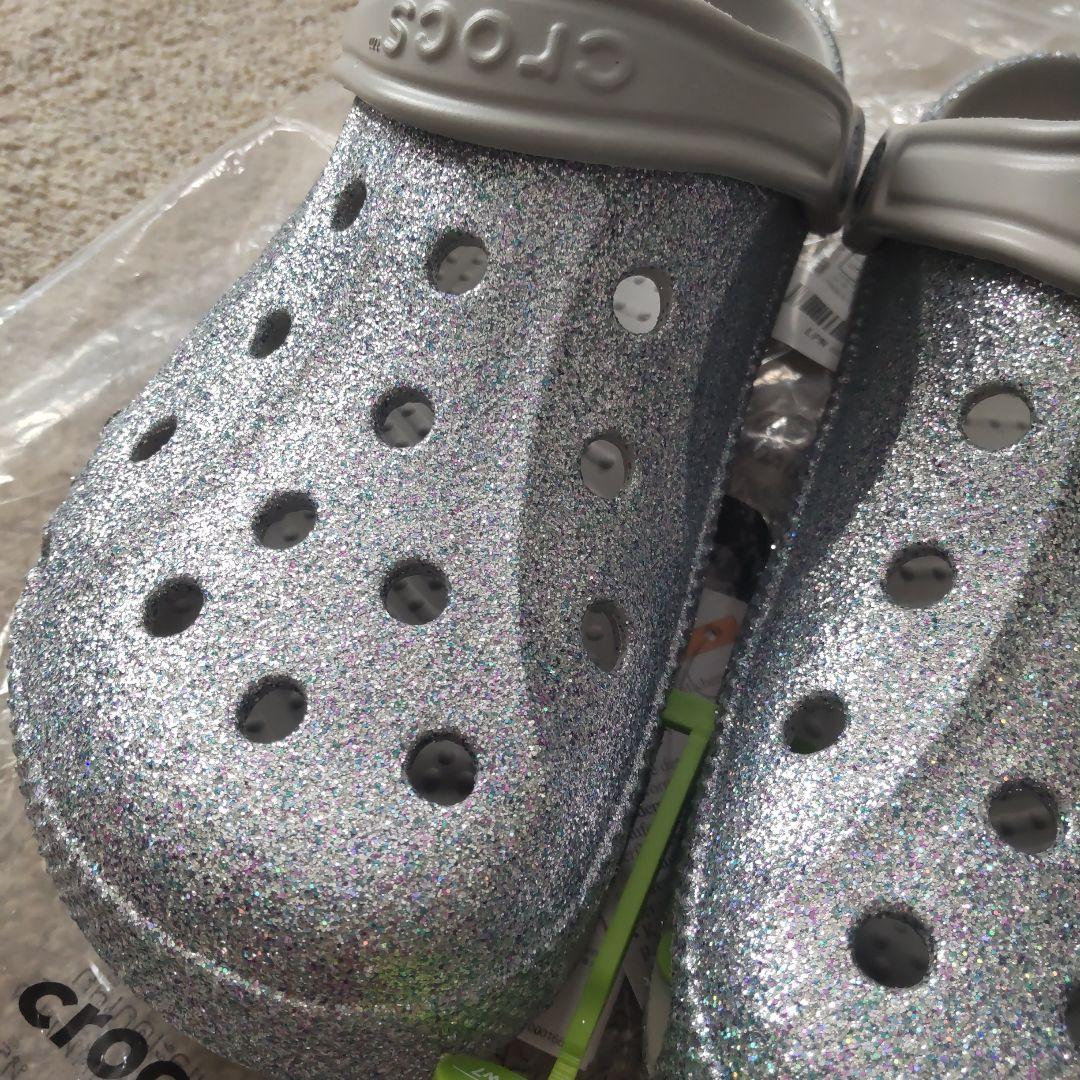 クロックス　サンダル　新品　グリッター　シルバー　25センチ　限定　レア