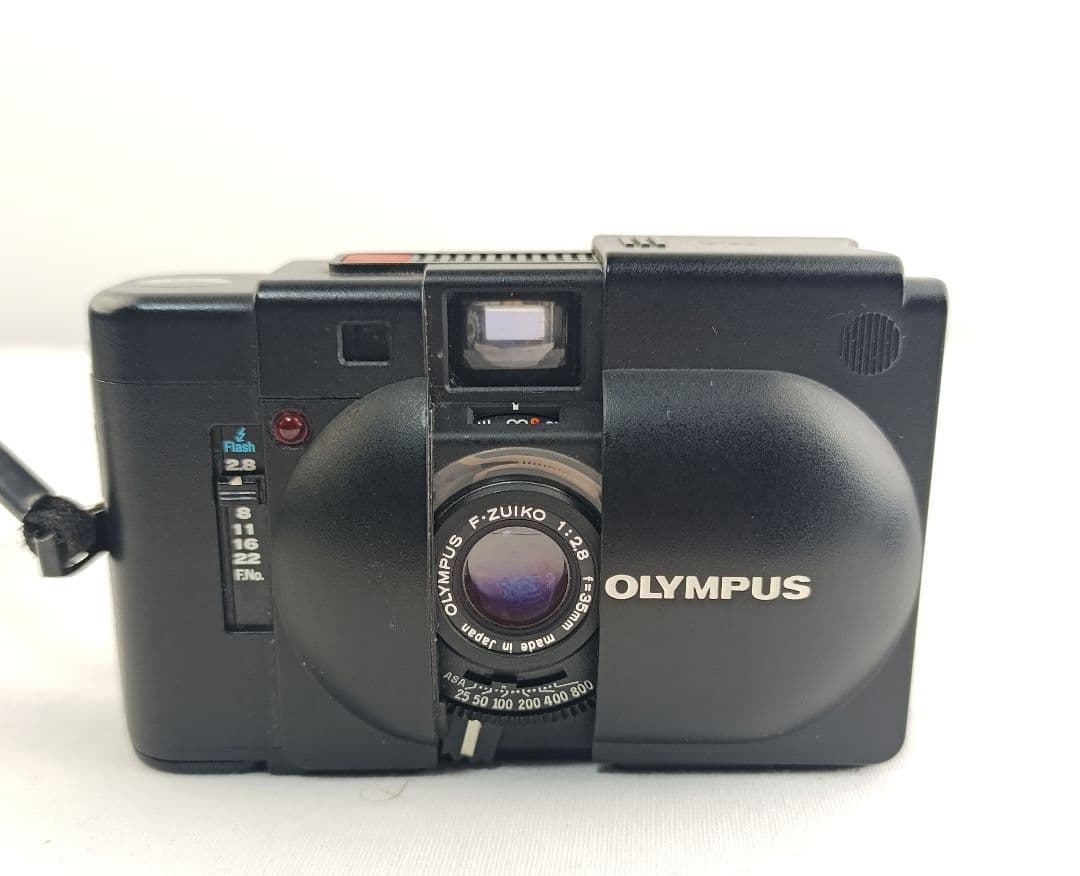 OLYMPUS オリンパス XA 人気 コンパクトフィルムカメラ 中古美品
