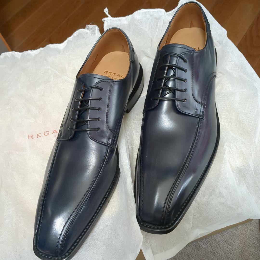 REGAL ブラックネイビー ビジネスシューズ 未使用で新品 大変お買い得！