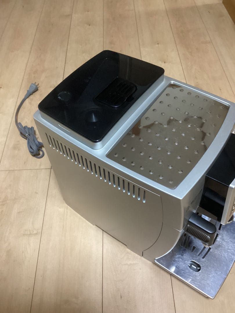 中古　マグニフィカS デロンギ　動作確認済　ECAM 23460s