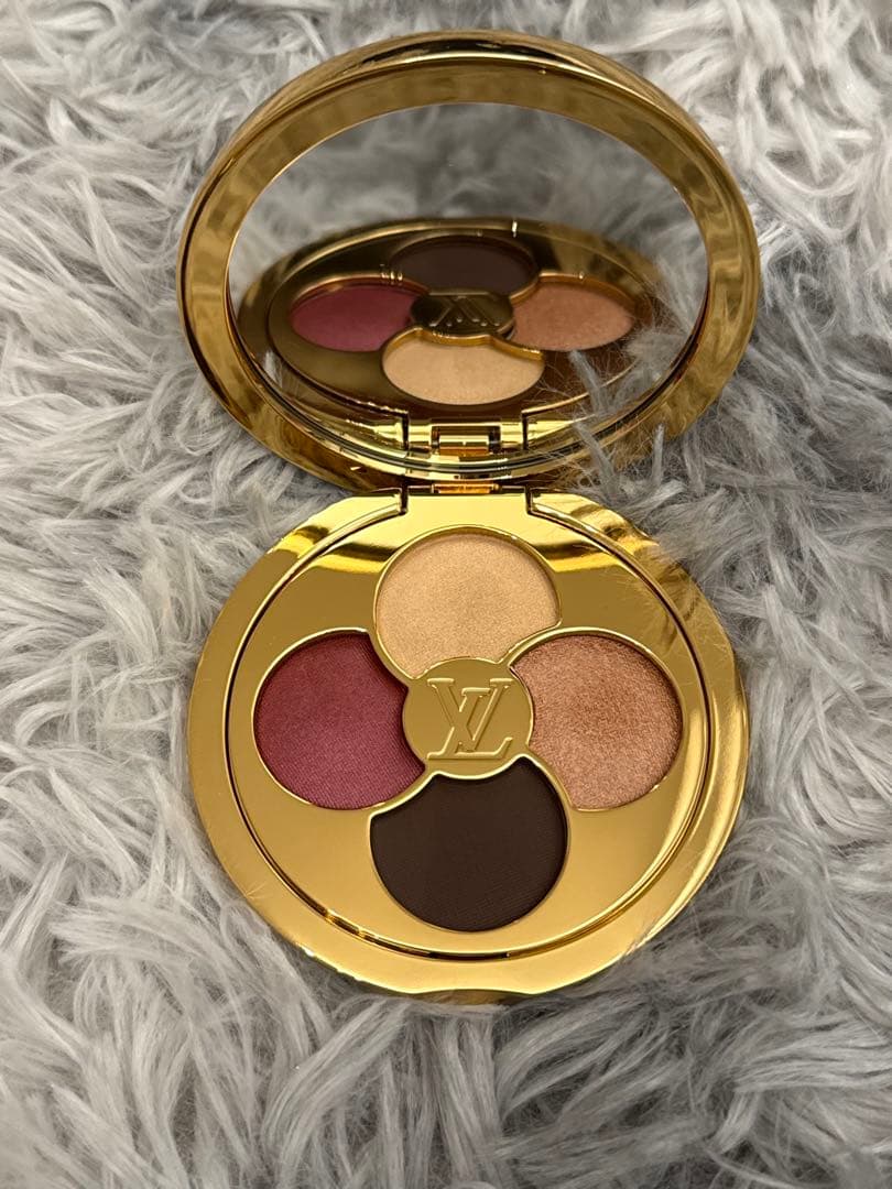 Louis Vuitton アイシャドウパレット　オンブル896