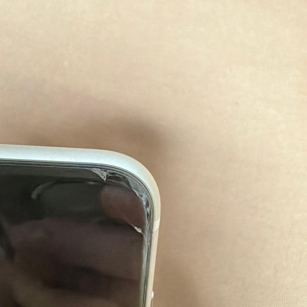 iPhone SE第2世代　ホワイト　256GB