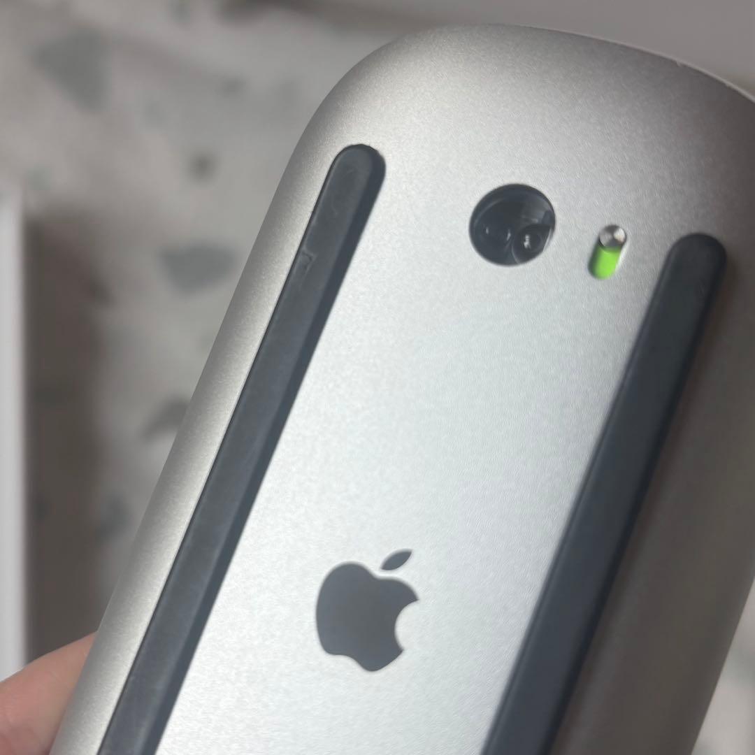 MacBook Air M1チップ 13インチ256G 8コア　Touch ID