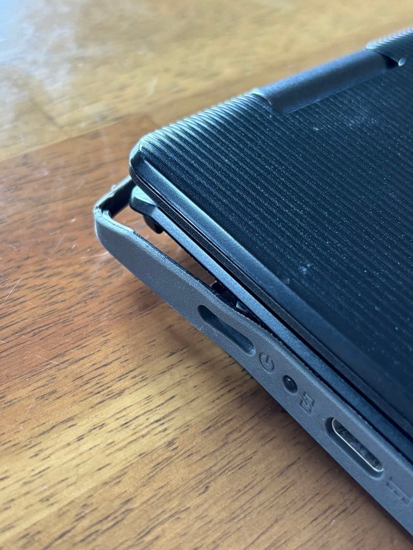 ジャンク品　Chromebook ノートパソコン　ケース付き　11.6インチ