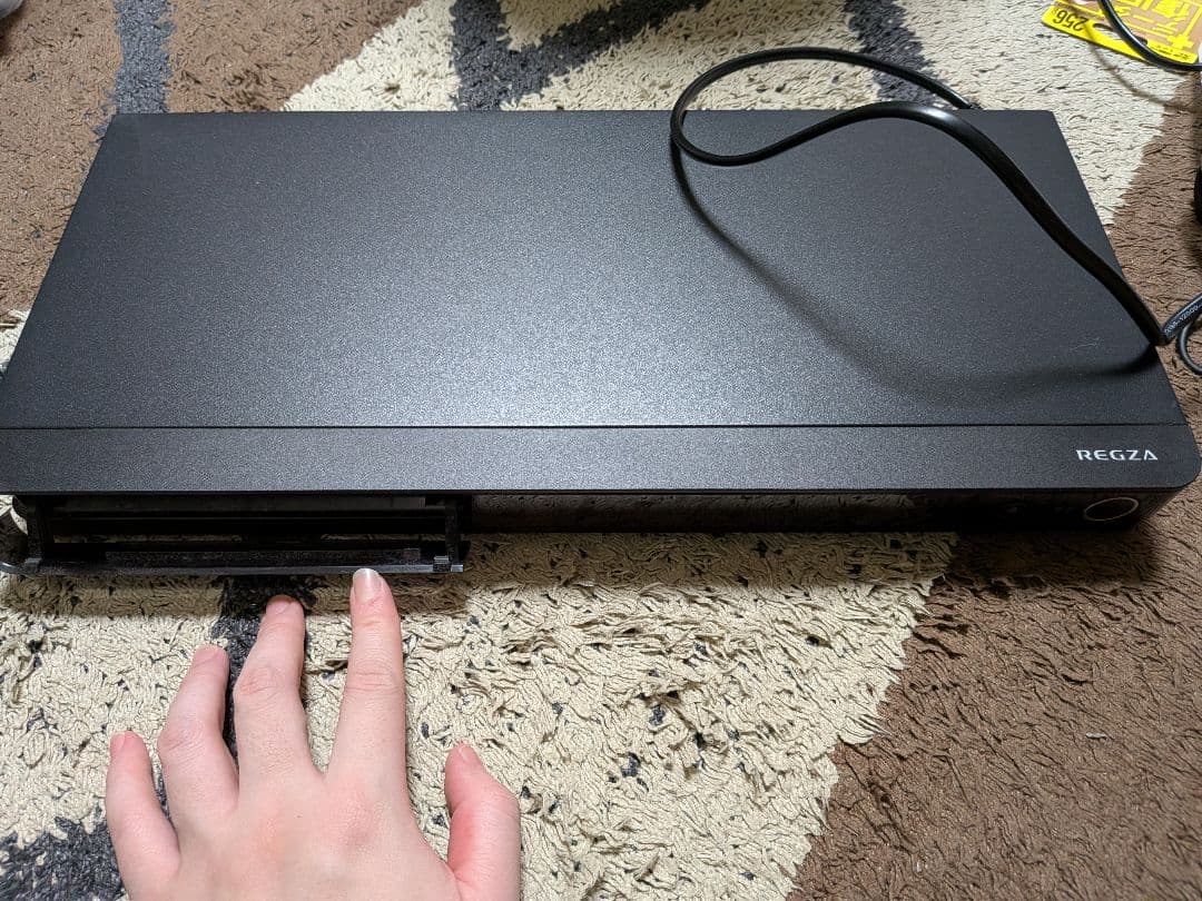 即購入⭕ REGZA DBR-T2010 ブルーレイレコーダー 本体とリモコン