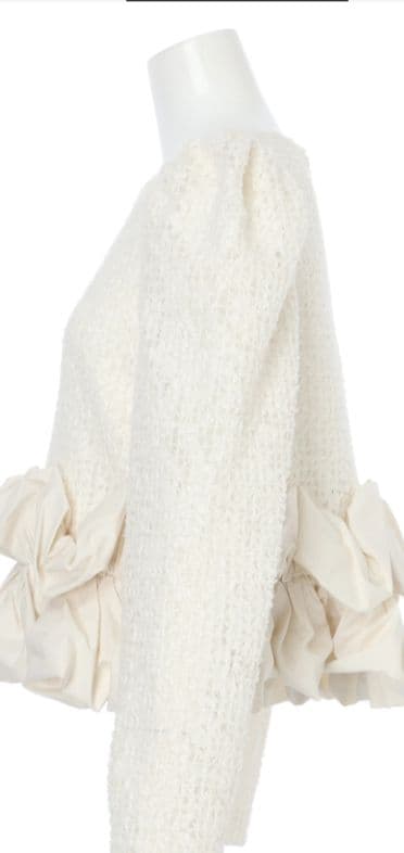 新品 CADUNE　裾バルーンブラウス