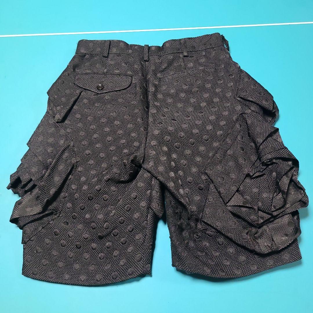 コム・デ・ギャルソン　黒ショートパンツ