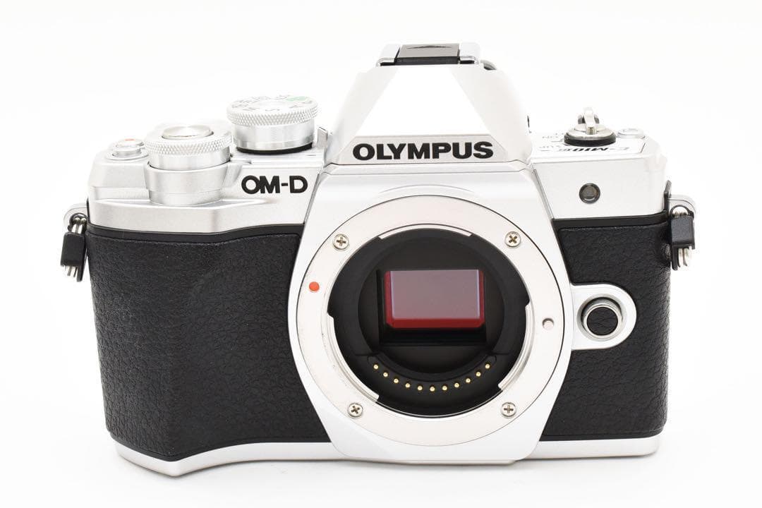【新品級】OLYMPUS E-M10 MARK III ダブルズームキット