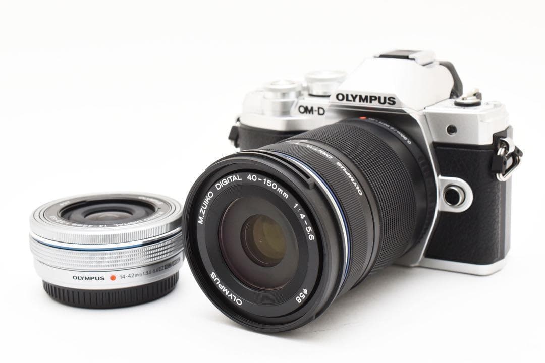【新品級】OLYMPUS E-M10 MARK III ダブルズームキット