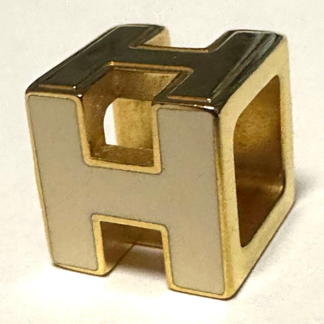 エルメス　HERMES　ペントップ　Hキューブペンダント　カージュドアッシュ