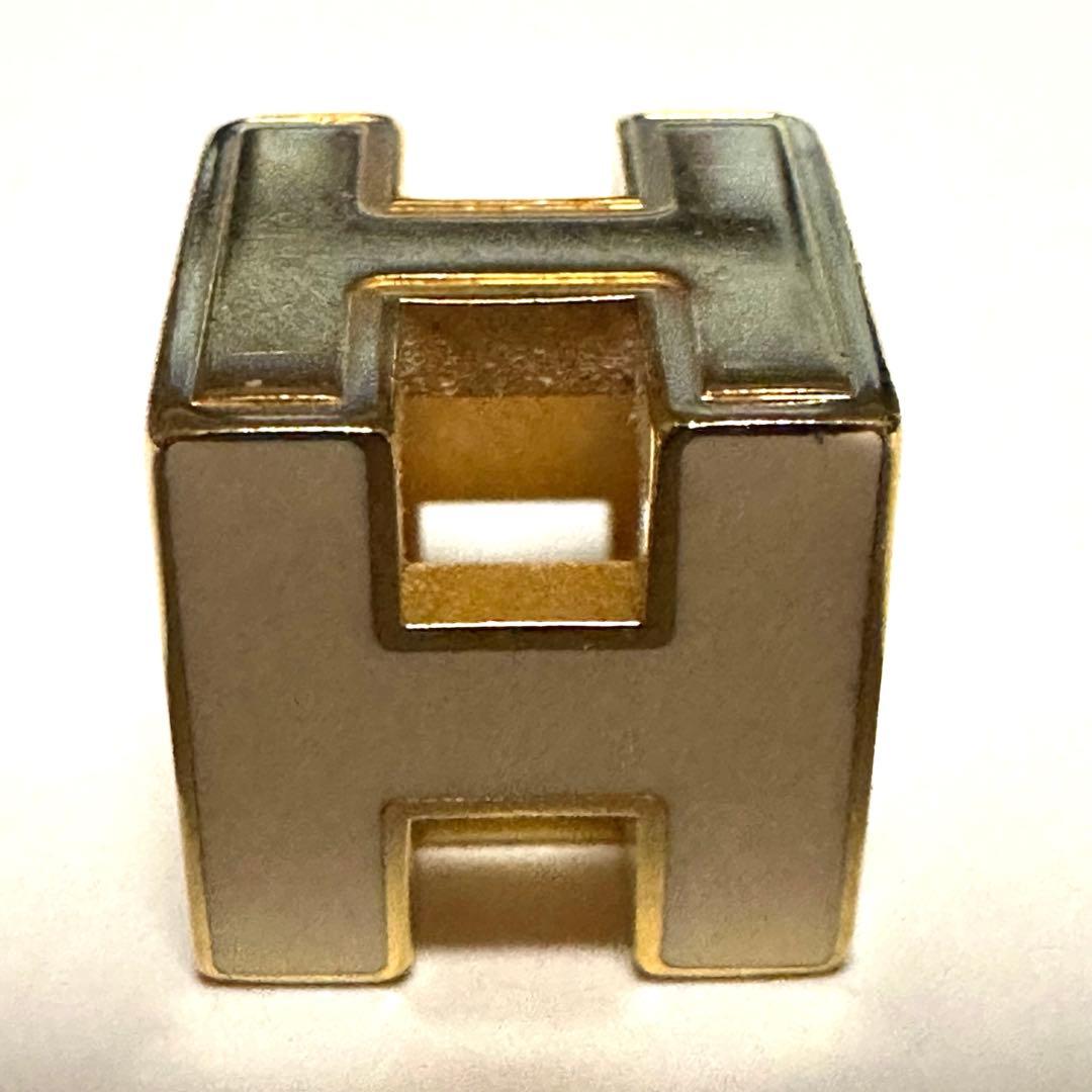 エルメス　HERMES　ペントップ　Hキューブペンダント　カージュドアッシュ