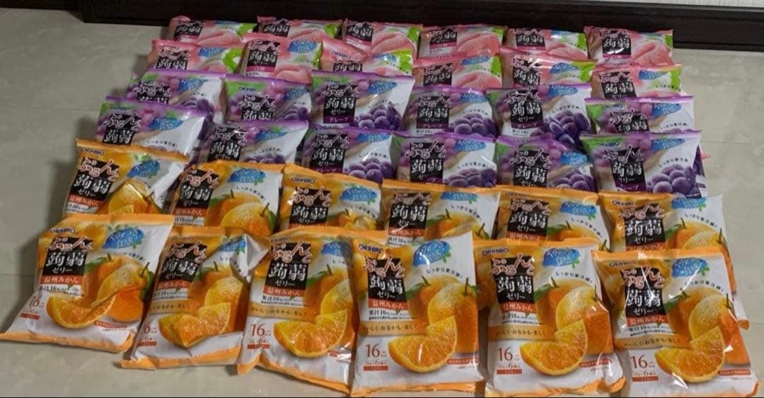 激安お菓子まとめ売り　カプリコ　パイの実　じゃがりこ　チョコマシュマロ他