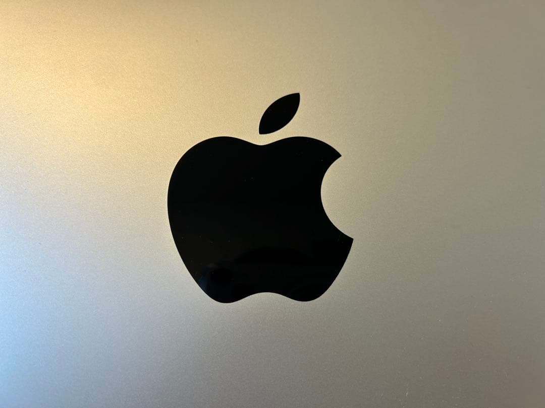 美品Apple iMac 5K 27inch 8GB 1TB Late 2015