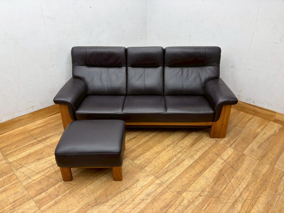 T7710☆展示品☆karimoku☆カリモク☆本革3人掛けソファ＆オットマン