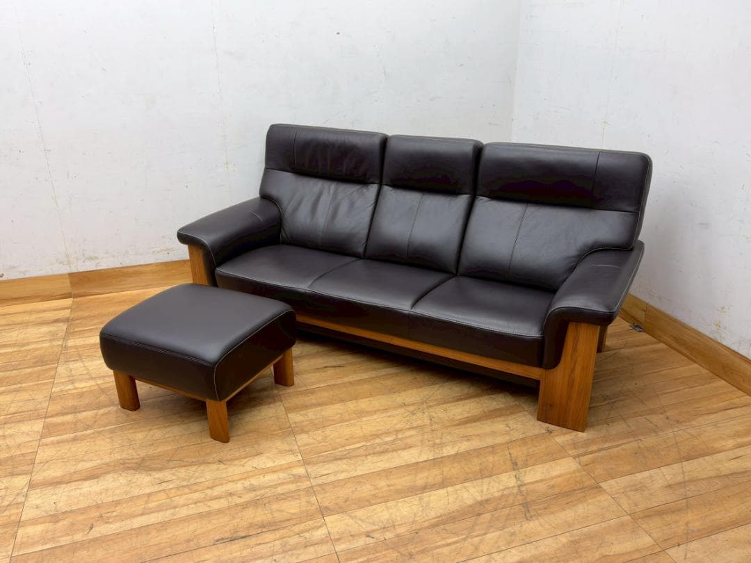 T7710☆展示品☆karimoku☆カリモク☆本革3人掛けソファ＆オットマン
