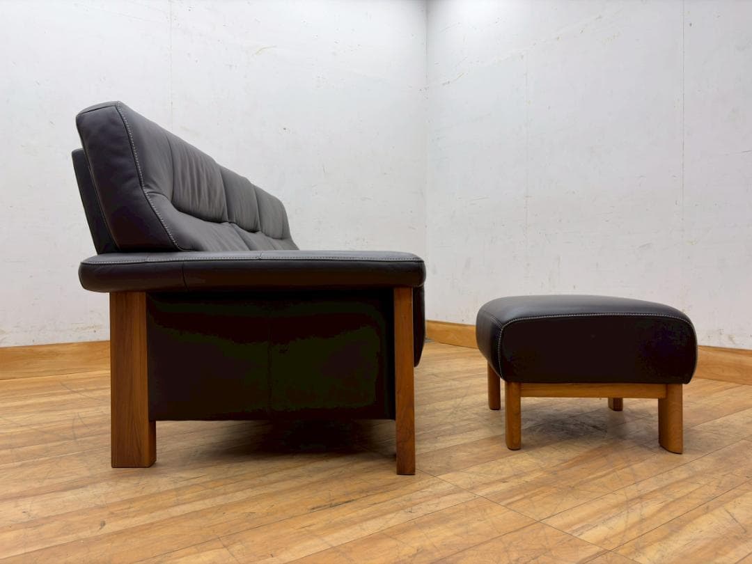 T7710☆展示品☆karimoku☆カリモク☆本革3人掛けソファ＆オットマン