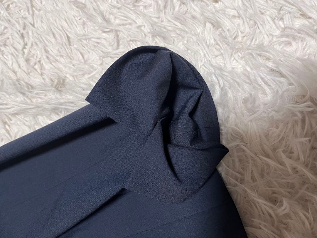 ネイビー ビジネススーツ ニューヨーカー　ノーカラースーツ