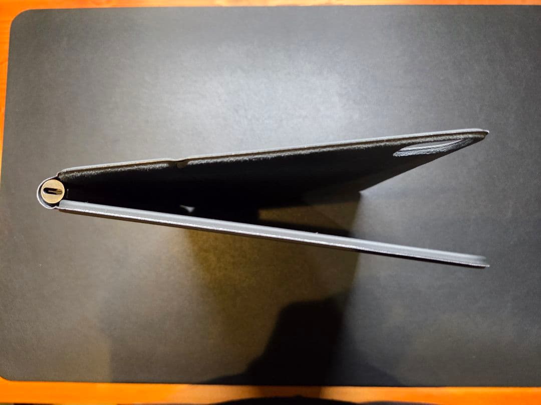 純正 11インチ iPad Pro Magic Keyboard A2261