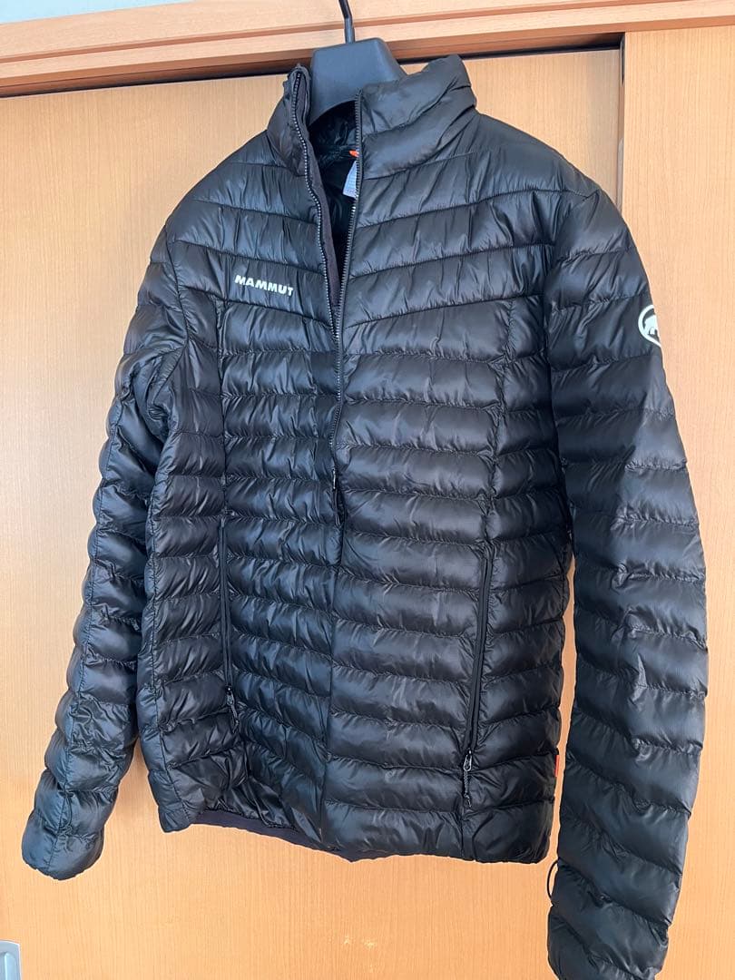 Mammut ブラック 中綿(ポリエステル)ジャケット