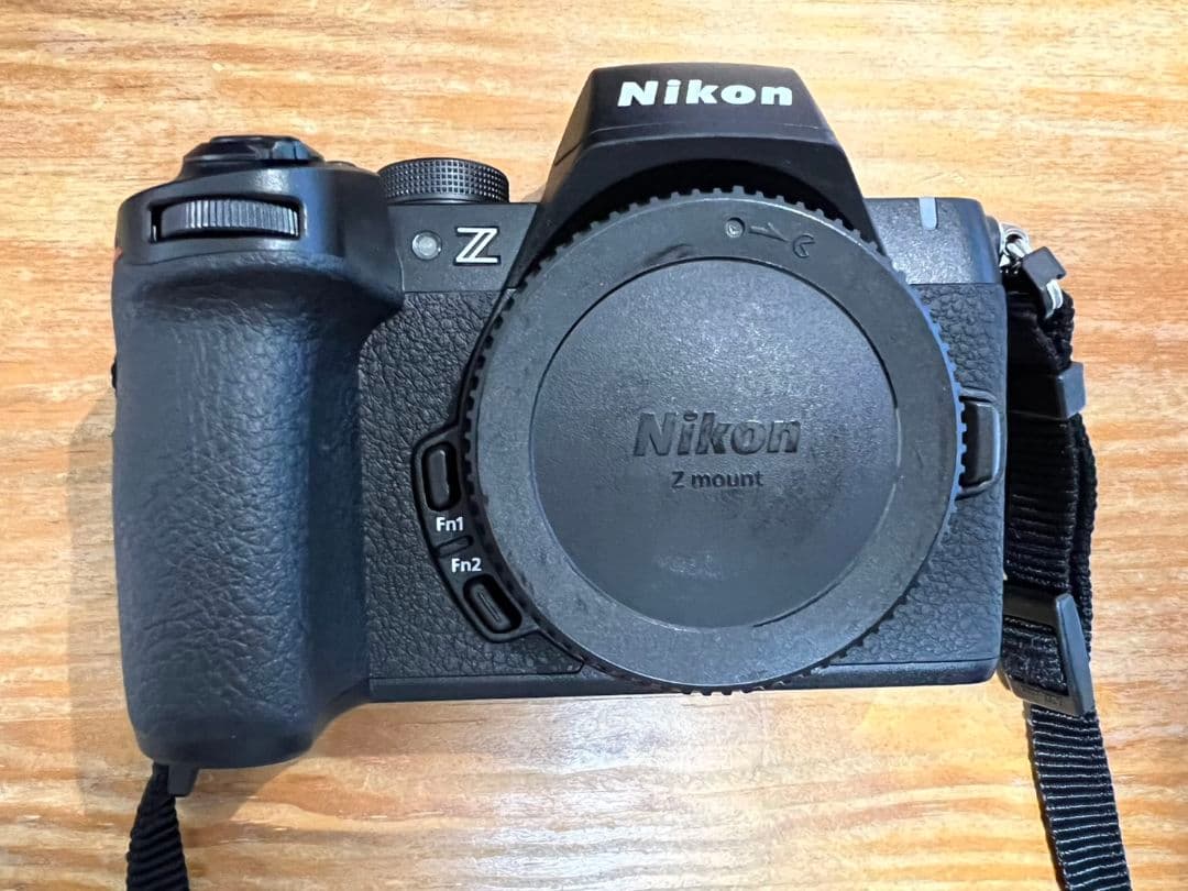 最終値下げ!!【超美品・保証書付】Nikon Z　50Ⅱ、バッテリー2本、充電器
