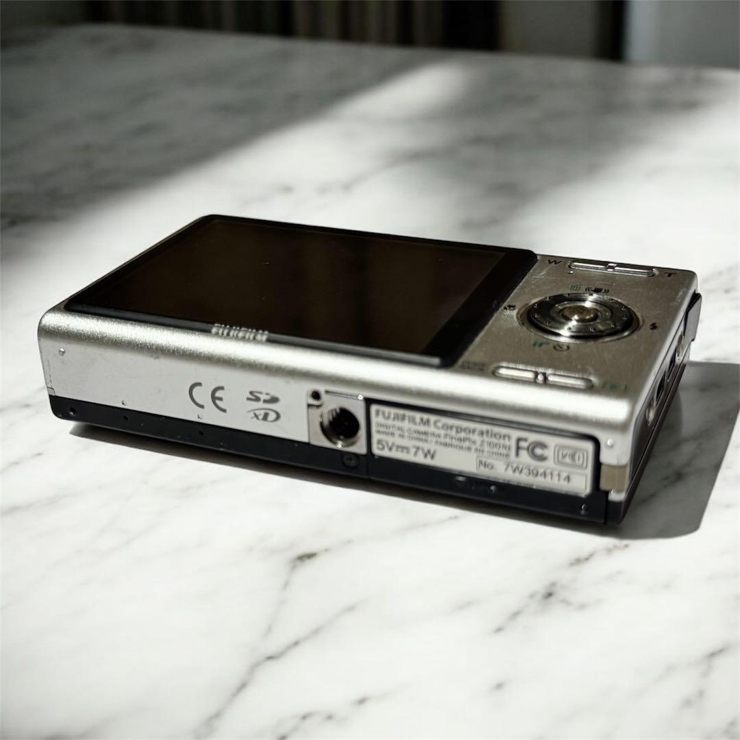 Fujifilm FinePix フジフィルム Z100FD デジタルカメラ