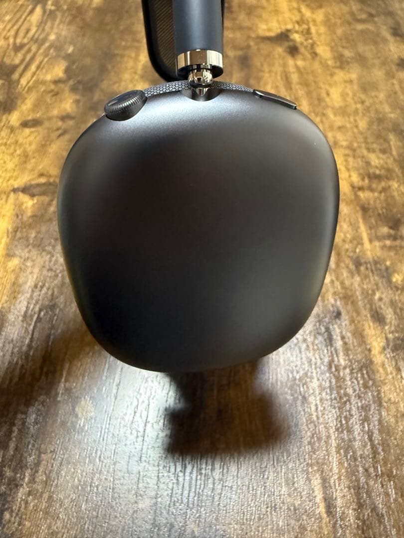 AirPods max ブラック