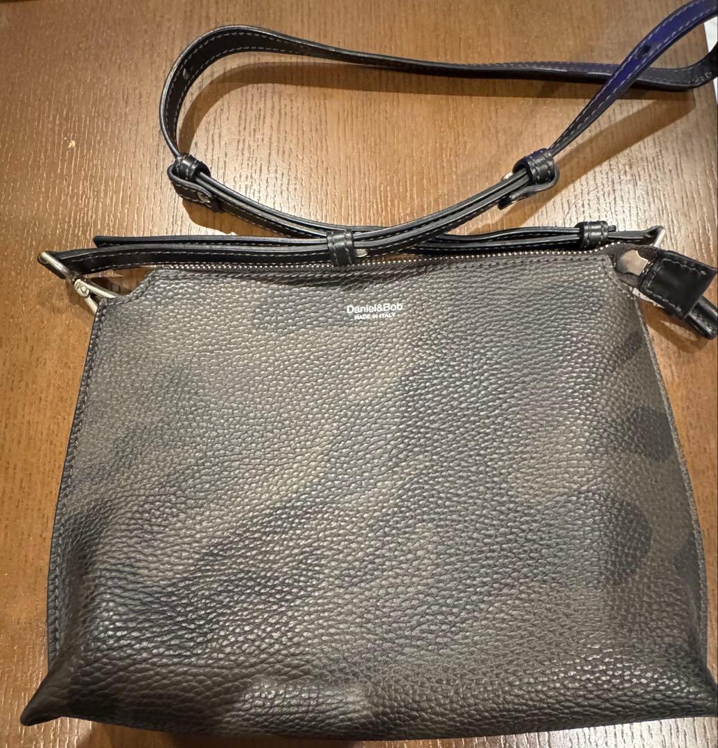 完売品　Daniel&Bob（ダニエルアンドボブ）　ショルダーバッグ