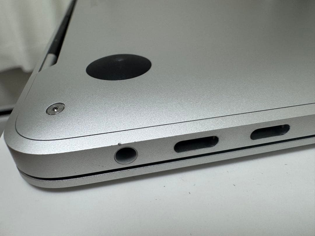 MacBook Pro 13-inch, 2020 シルバー