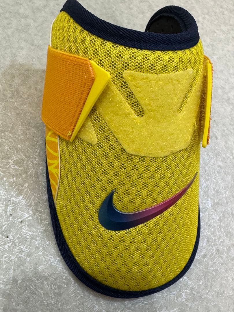 アクーニャJrモデル エルボーガード