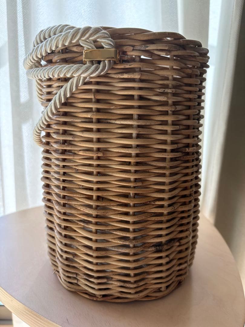 マニマリス MANIMARIS フリンジ付き かごバッグ 籠 ナチュラル 夏