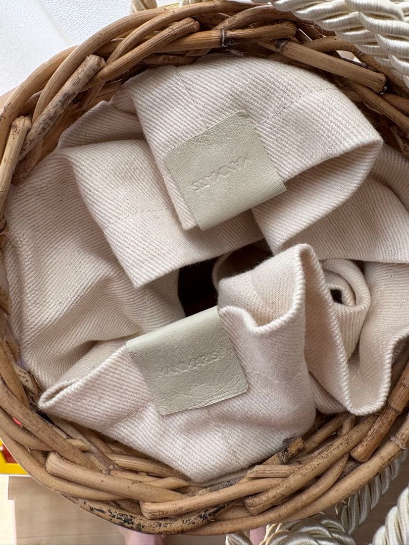 マニマリス MANIMARIS フリンジ付き かごバッグ 籠 ナチュラル 夏