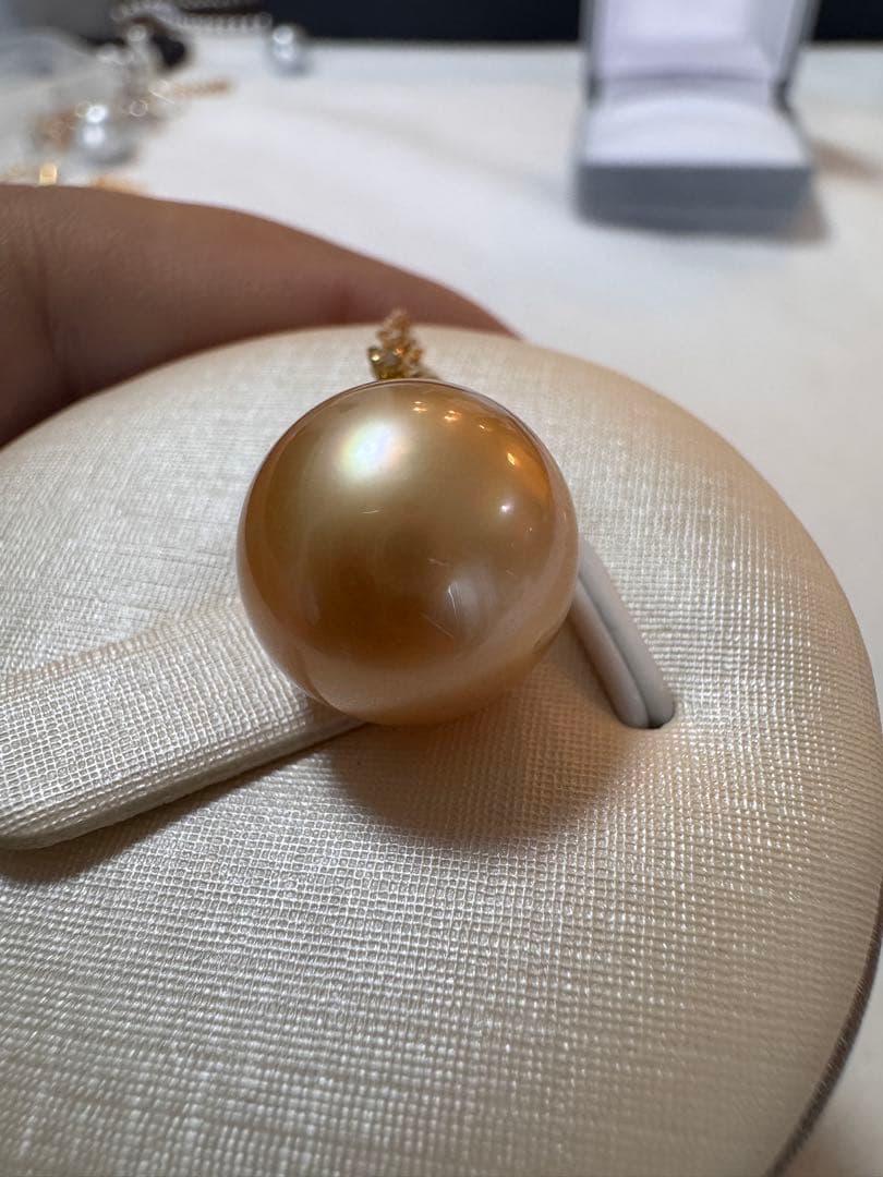 新品　茶金級　高品質天然南洋白蝶ゴールデンパールペンダント