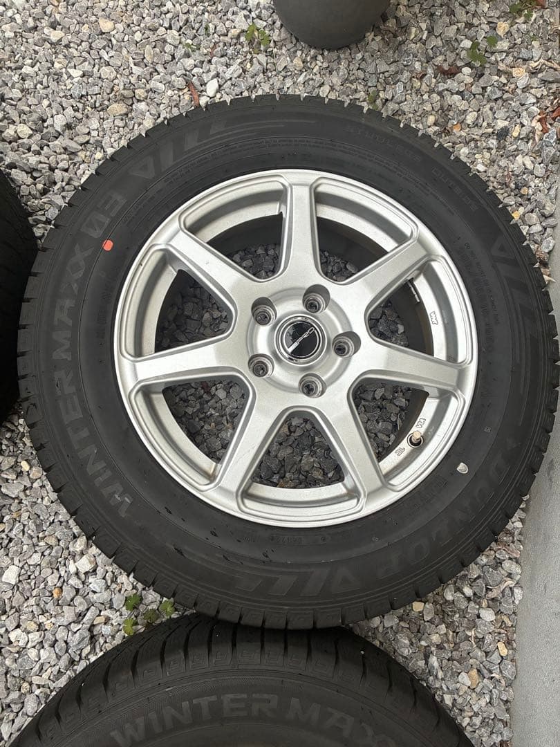 ヤリスクロス　スタッドレスタイヤ　ホイールセット205/65R16