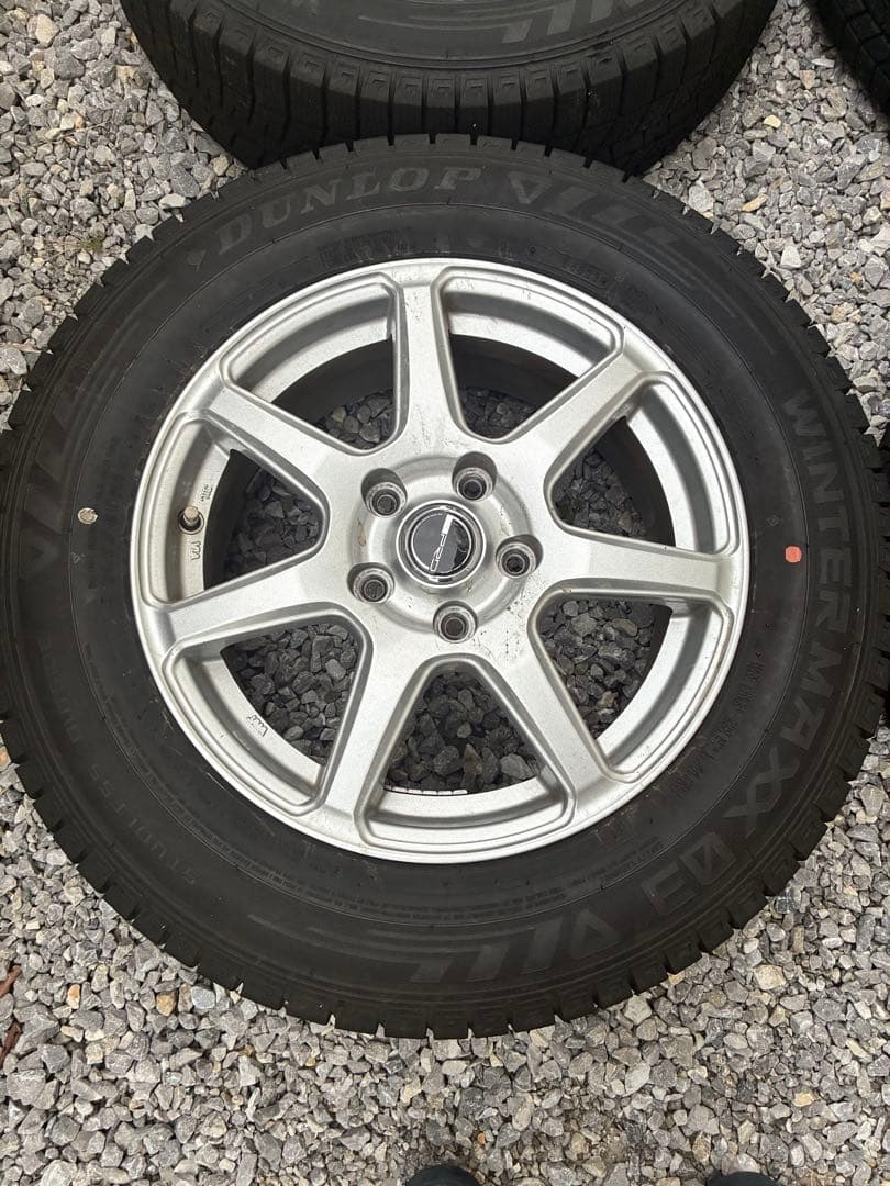 ヤリスクロス　スタッドレスタイヤ　ホイールセット205/65R16