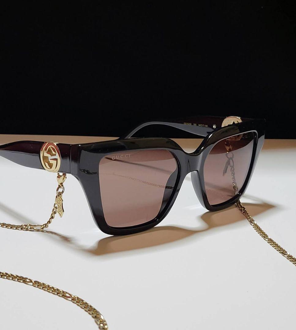 jan◆GUCCI◆インターロッキングロゴ付　サングラス　チェーン付き