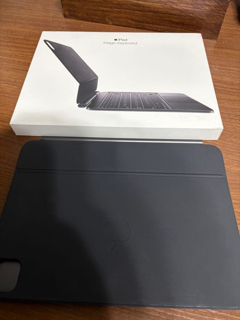 iPad Pro M4-M5用　Magic Keyboard 11インチ用
