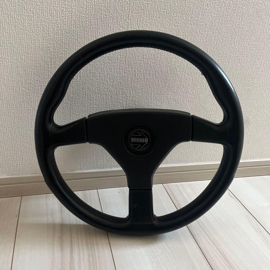 momo ステアリング レザー ブラック