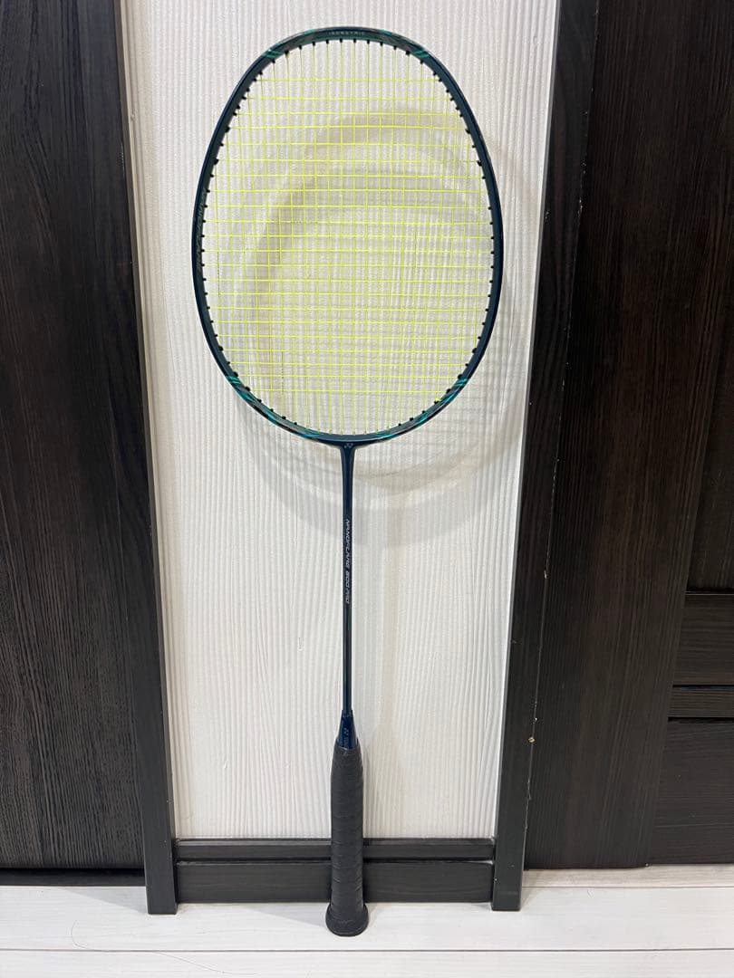 49☆バドミントンラケットナノフレア800プロ（NANOFLARE800Pro）