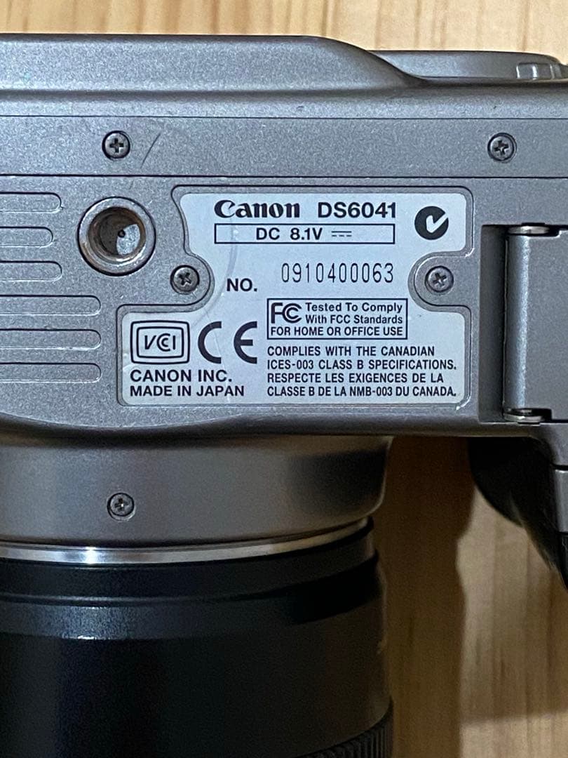 Canon EOS Kiss Digital デジタル一眼レフ