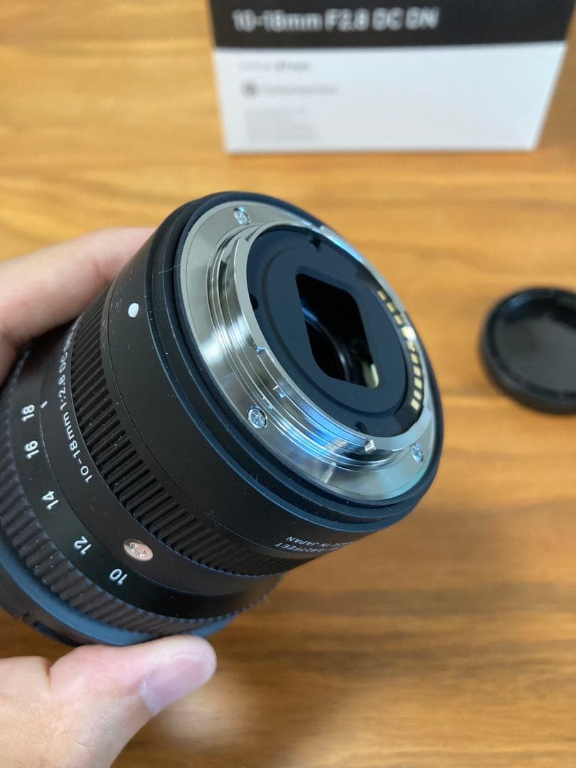 SIGMA 10-18mm F2.8 DC DN レンズ