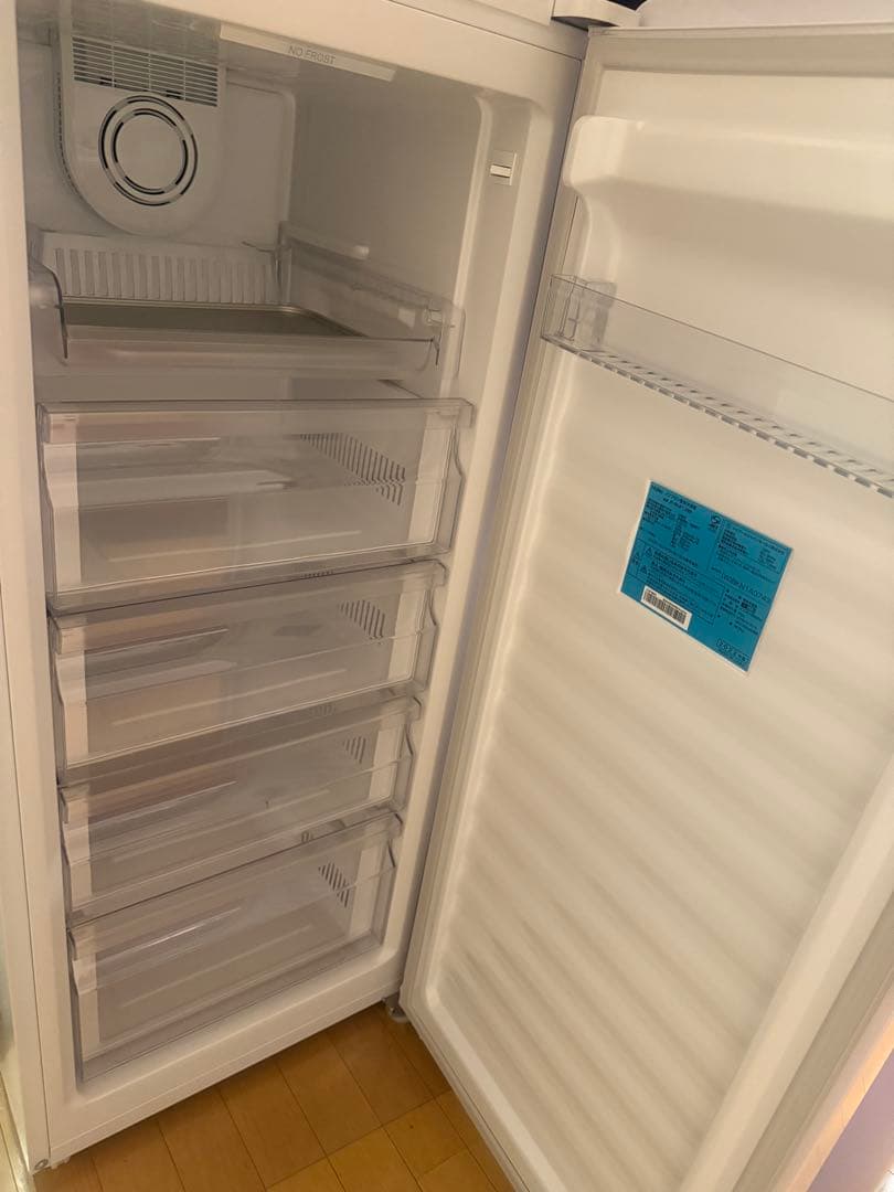 【美品】冷凍庫 138L 右開き