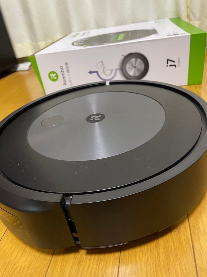 [商品名]　ｉＲｏｂｏｔ社 ロボット掃除機　ルンバj7 j715860