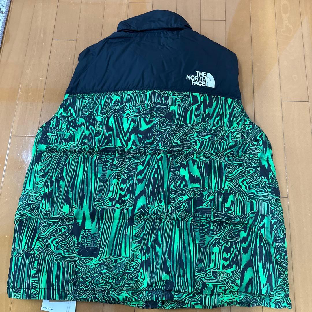 ノースフェイスダウンベスト700