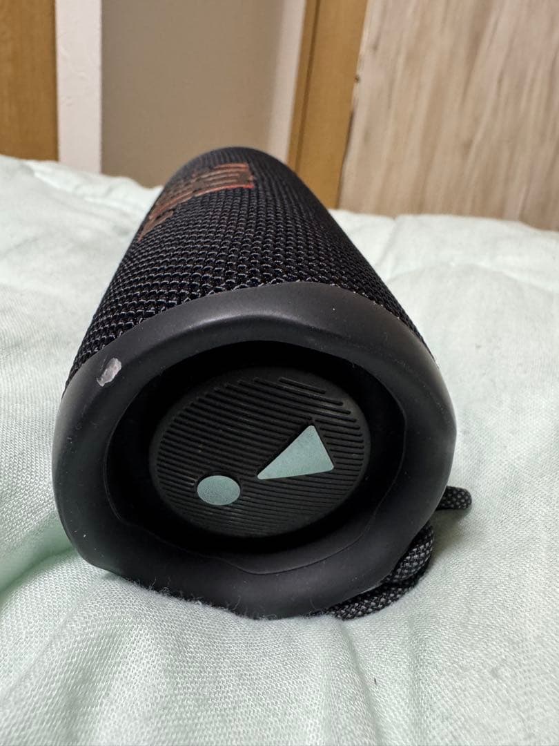 JBL ワイヤレススピーカー ブラック　FLIP6