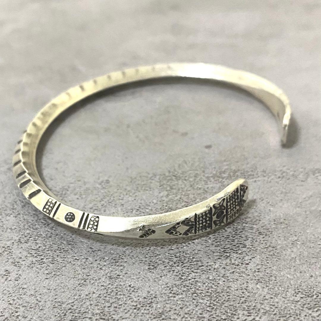 【新品・未使用】バングル カレンシルバー ハンドメイド 純銀97% カレン族