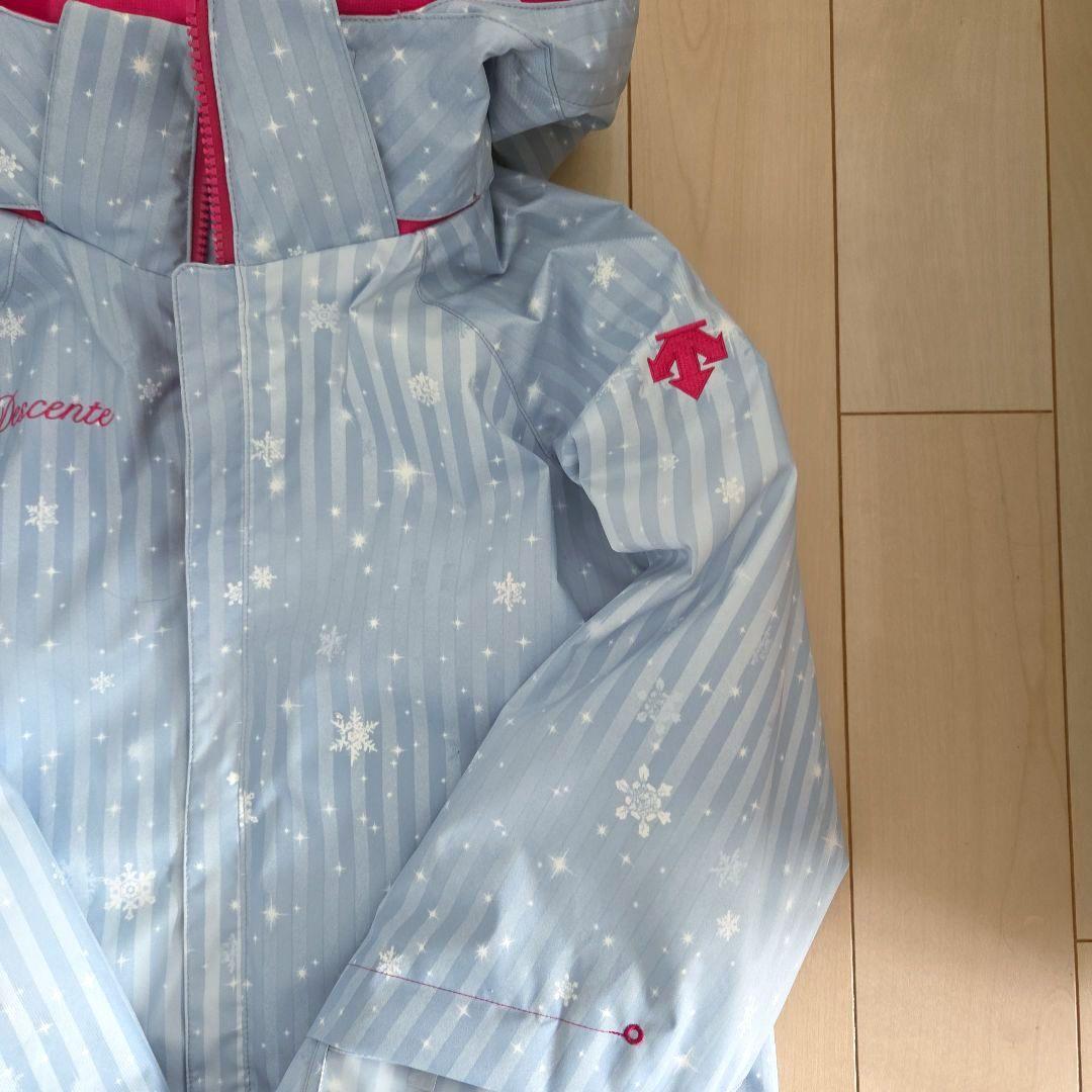 【未使用に近い・美品】DESCENTE スキー スノボ ウェア上下セット 150