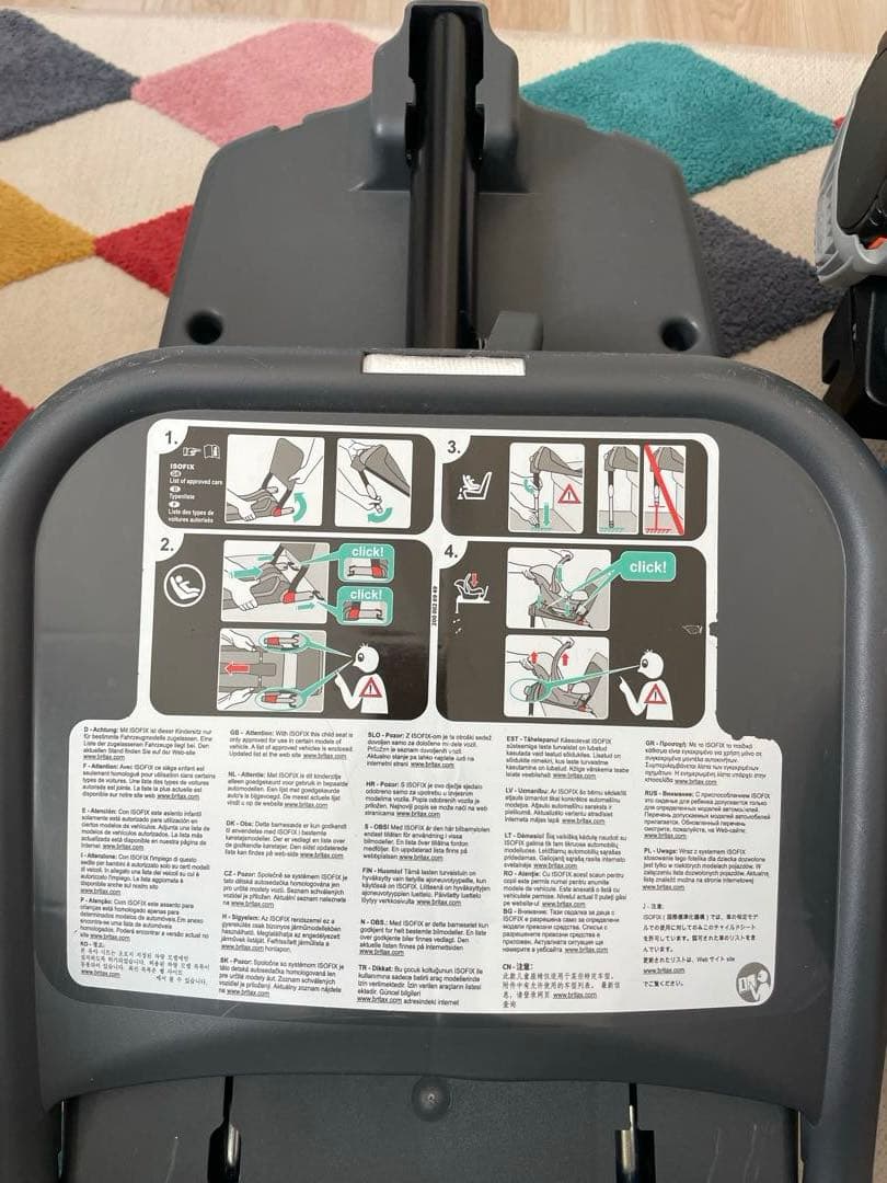 ボルボ 純正 新生児用 後ろ向き チャイルドシート